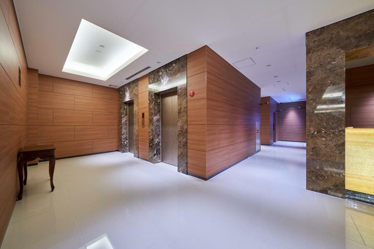 Welina Hotel Premier Shinsaibashi Osaka Buitenkant foto